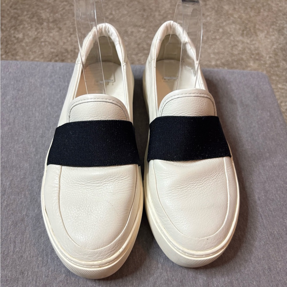UGG Women's Chayze Cream and Black Leather SlipOn Sneakers Size 7.5 Quiet Luxury